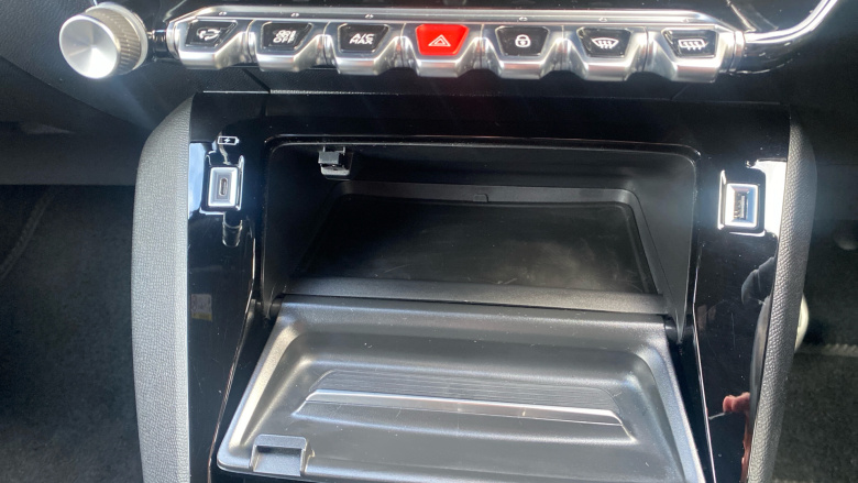 Peugeot 2008 1.2 PureTech 130 Allure Premium+ 5dr Petrol Estate